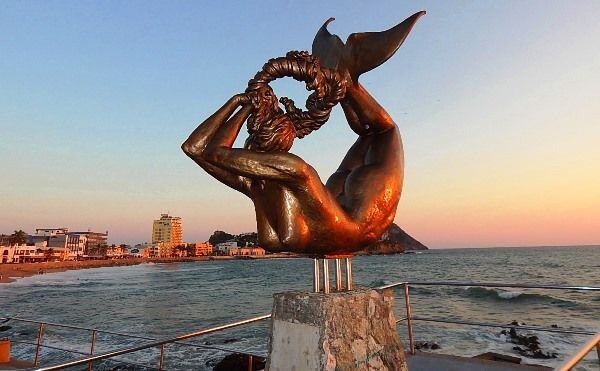 La mujer delfin mazatlan